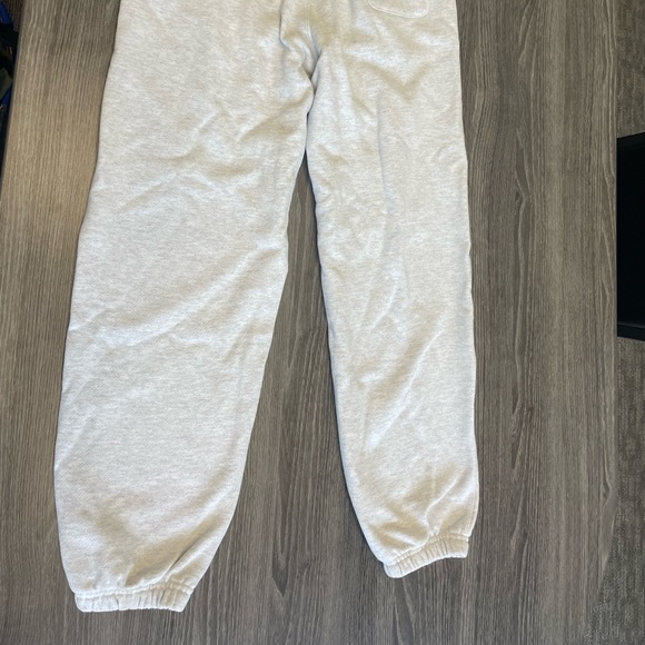 Men’s Reverse Weave Sweatpants - Picture 2 of 5